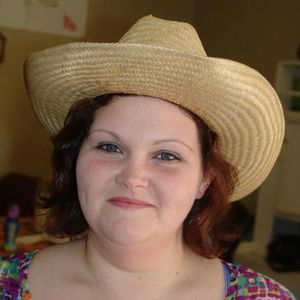 Meet your Posher, Caroline